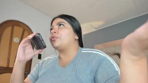 bellaboobs_ online show from 02/26/26, 07:35