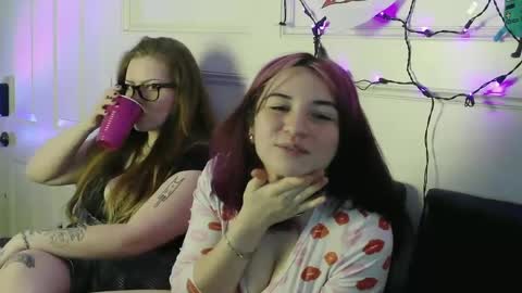 Snapshot of bellabutterflyy chatting on 01/22/25, 04:34 BellaButterflyy online show from 01/22/25, 04:34