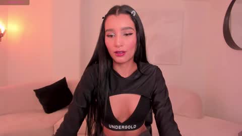  Bella C  online show from 01/22/25, 11:34