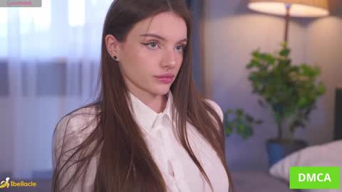 Bella I took a vacation and Ill be back on December 18th So dont lose me To keep in touch I have a TG -  you can find below online show from 10/03/25, 07:16