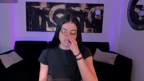 Snapshot of bellaconnor_ chatting on 02/07/26, 04:49 Bella online show from 02/07/26, 04:49