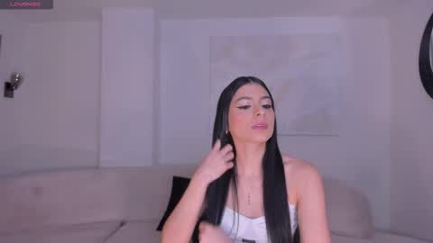 Snapshot of bellaconnor_ chatting on 03/15/26, 04:18 Bella online show from 03/15/26, 04:18