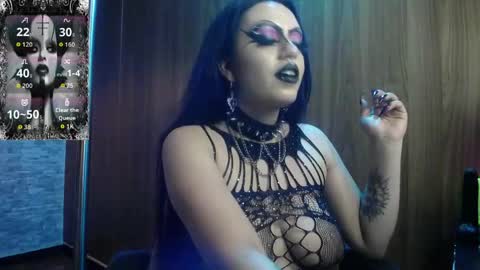Snapshot of belladona_trix chatting on 05/25/26, 03:51 belladona_trix online show from 05/25/26, 03:51
