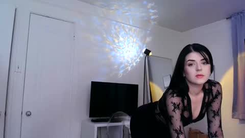 Snapshot of belladonnafortune chatting on 02/08/25, 05:40 Miss Fortune online show from 02/08/25, 05:40