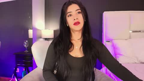 Bella online show from 11/27/25, 12:07