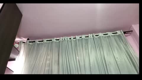 Snapshot of bellah_rose_squirt chatting on 02/02/25, 08:30 Bella online show from 02/02/25, 08:30