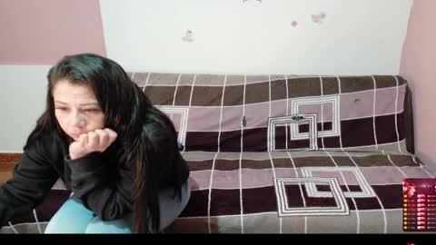 Snapshot of bellah_rose_squirt chatting on 04/16/26, 02:45 Bella online show from 04/16/26, 02:45