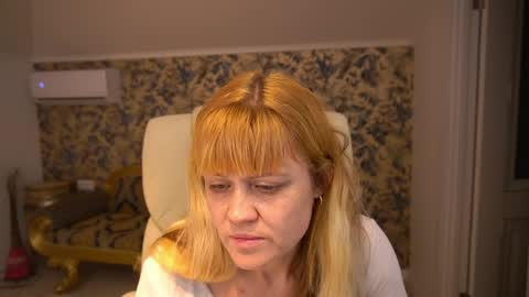 Bella online show from 04/03/26, 01:09