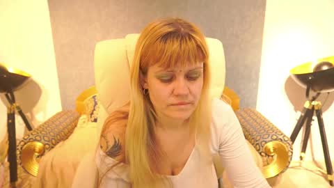 Bella online show from 05/18/26, 04:07