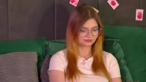 BellaMarebelle online show from 02/16/26, 05:42