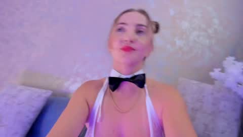Snapshot of bellamariex chatting on 05/05/26, 01:35 Bella Marie online show from 05/05/26, 01:35