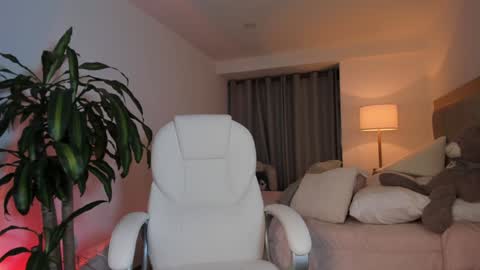 Snapshot of bellamia_ chatting on 01/27/25, 03:47 Bella Mia online show from 01/27/25, 03:47