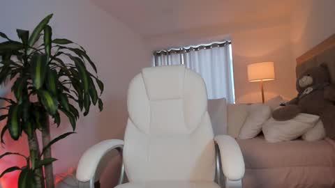 Snapshot of bellamia_ chatting on 01/30/25, 09:58 Bella Mia online show from 01/30/25, 09:58