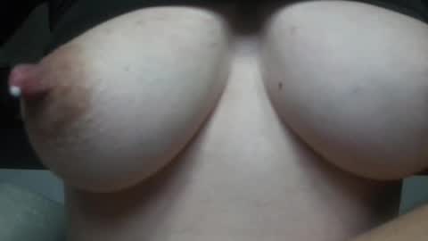 Snapshot of bellamilky chatting on 04/09/26, 10:04 Ewa online show from 04/09/26, 10:04