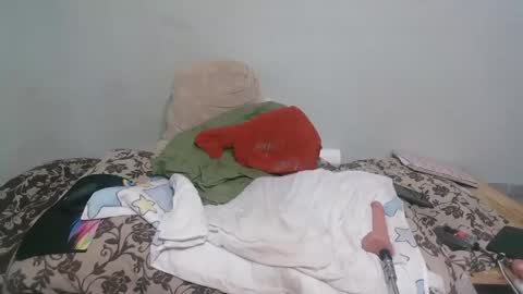 Snapshot of bellamorena06 chatting on 12/22/24, 08:36 BELLAMORENA06 online show from 12/22/24, 08:36