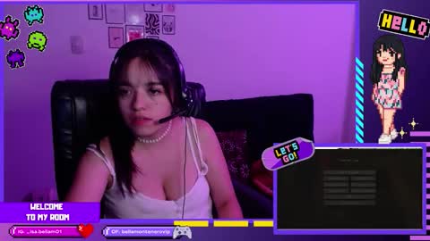 Snapshot of bellamoteluna chatting on 09/17/25, 02:13 Bella Monteluna online show from 09/17/25, 02:13