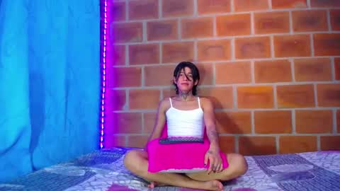 Snapshot of bellamy_094 chatting on 09/24/25, 06:22 bellamy_094 online show from 09/24/25, 06:22