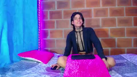 Snapshot of bellamy_094 chatting on 09/25/25, 06:11 bellamy_094 online show from 09/25/25, 06:11