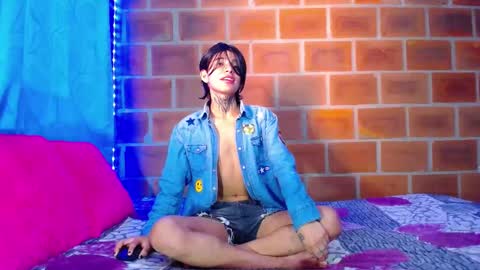 Snapshot of bellamy_094 chatting on 10/14/25, 08:20 bellamy_094 online show from 10/14/25, 08:20