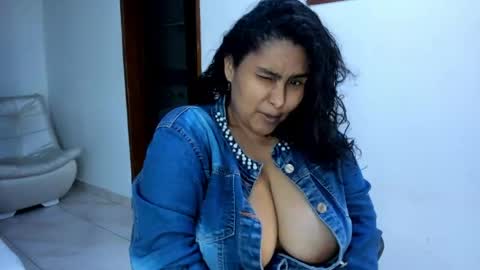 Snapshot of bellanixs chatting on 04/29/26, 11:14 Bella Nix big tits online show from 04/29/26, 11:14
