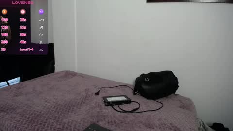   online show from 01/15/25, 01:09