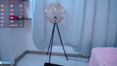   online show from 03/12/25, 07:49