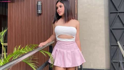 Snapshot of bellaporchxxx chatting on 12/17/24, 02:55 Bella Porch online show from 12/17/24, 02:55