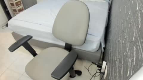 Bella  Angelycal online show from 12/18/24, 04:39