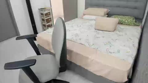 Bella  Angelycal online show from 01/14/25, 05:45