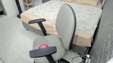 Bella  Angelycal online show from 01/16/25, 01:58