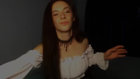 Snapshot of bellaqueen0701 chatting on 02/09/25, 05:29 bellaqueen0701 online show from 02/09/25, 05:29