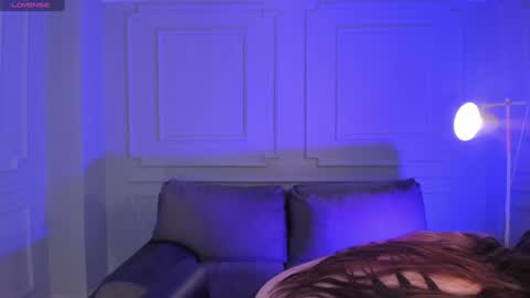 Snapshot of bellarosex1 chatting on 01/26/25, 03:17 Bella Rose online show from 01/26/25, 03:17