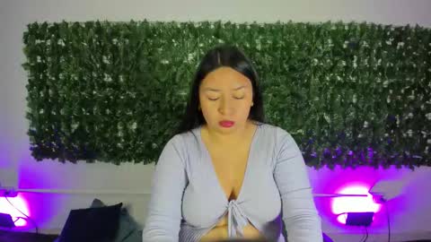 BellaRoux online show from 02/21/26, 12:28