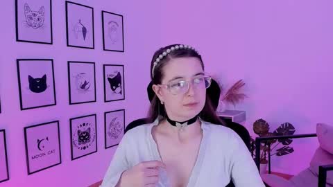 Snapshot of bellatrixllestrange chatting on 12/16/24, 09:35 Bella. Ntmu online show from 12/16/24, 09:35