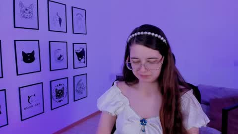 Snapshot of bellatrixllestrange chatting on 12/28/24, 02:11 Bella. Ntmu online show from 12/28/24, 02:11