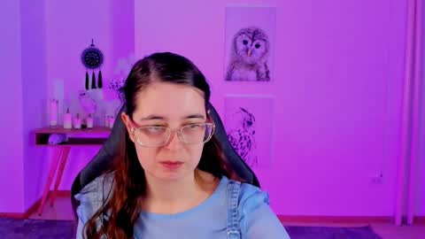 Snapshot of bellatrixllestrange chatting on 01/03/25, 04:48 Bella. Ntmu online show from 01/03/25, 04:48