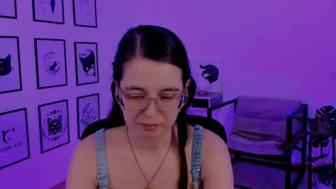 Snapshot of bellatrixllestrange chatting on 02/11/25, 02:03 Bella. Ntmu online show from 02/11/25, 02:03