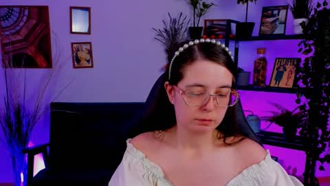 Snapshot of bellatrixllestrange chatting on 03/03/25, 08:32 Bella. Ntmu online show from 03/03/25, 08:32