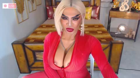 Snapshot of bellatrixxhuckerts chatting on 01/22/25, 10:15 B E L L A T R I X online show from 01/22/25, 10:15