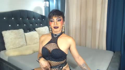 Snapshot of bellatrixxhuckerts chatting on 10/01/25, 09:32 B E L L A T R I X online show from 10/01/25, 09:32