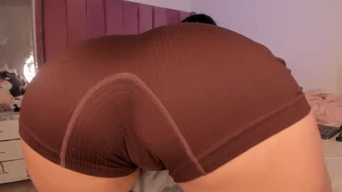 Bella online show from 02/25/25, 09:46