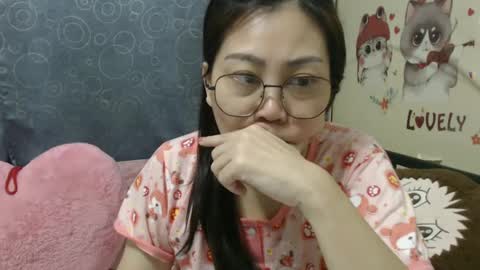 Snapshot of bellbabe chatting on 01/05/25, 09:57 Bella online show from 01/05/25, 09:57