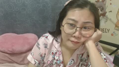 Snapshot of bellbabe chatting on 01/21/25, 07:06 Bella online show from 01/21/25, 07:06