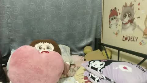 Snapshot of bellbabe chatting on 02/15/25, 09:15 Bella online show from 02/15/25, 09:15