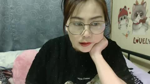 Snapshot of bellbabe chatting on 03/04/25, 02:53 Bella online show from 03/04/25, 02:53