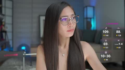 Snapshot of belle_adrienne chatting on 01/25/25, 12:47 Belle Adrienne  IG  online show from 01/25/25, 12:47