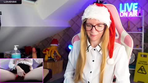 Snapshot of belle_alice chatting on 12/11/24, 02:00 Alice online show from 12/11/24, 02:00