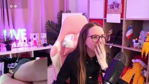 Snapshot of belle_alice chatting on 03/05/26, 07:37 Alice online show from 03/05/26, 07:37