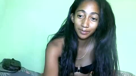 Snapshot of belle_annah chatting on 03/26/26, 12:44 belle_annah online show from 03/26/26, 12:44