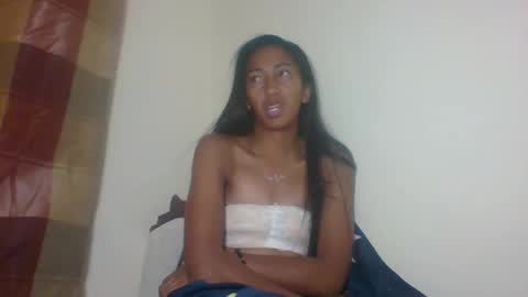 Snapshot of belle_annah chatting on 04/22/26, 06:53 belle_annah online show from 04/22/26, 06:53